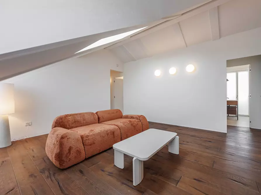 Immagine 40 di Attico in affitto  in Corso Giacomo Matteotti a Torino