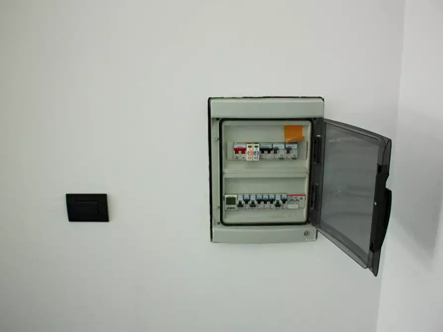 Immagine 13 di Negozio in affitto  in Corso Francia 286 a Torino