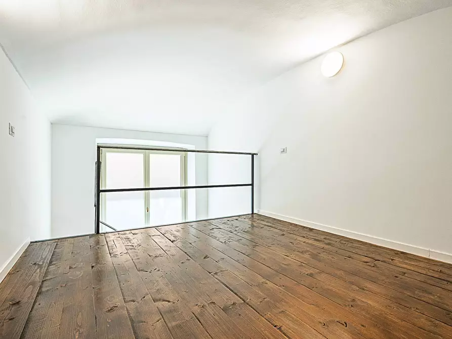 Immagine 20 di Loft/Open space in vendita  in Via Vincenzo Bellini 6 a Torino