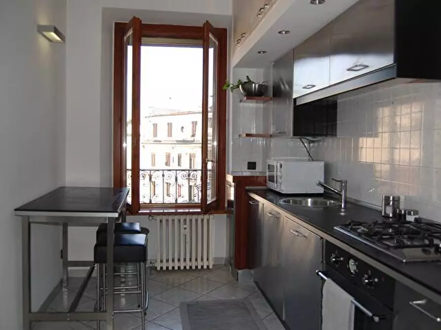 Immagine 6 di Appartamento in affitto  in Via Plinio 15 a Milano