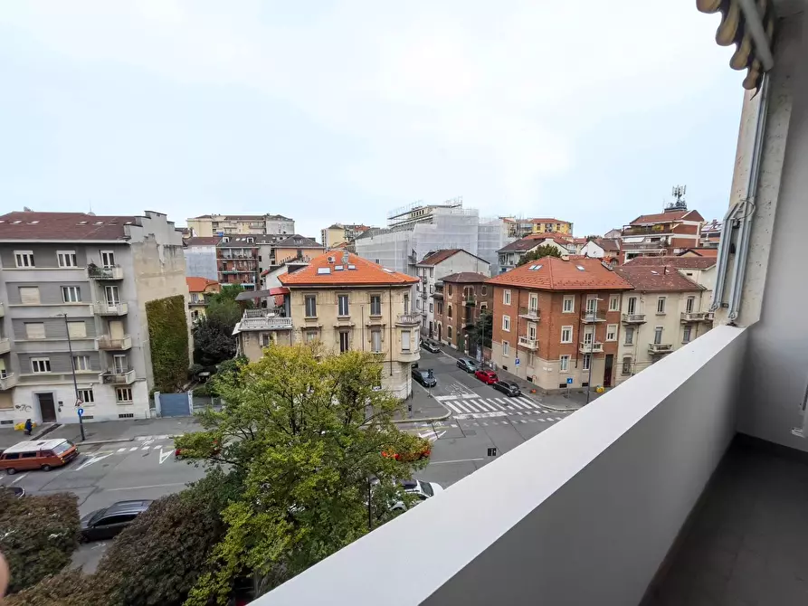 Immagine 6 di Appartamento in affitto  in Via Saffi 13 a Torino