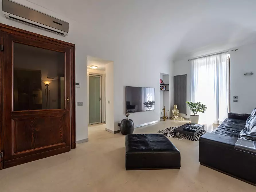 Immagine 2 di Appartamento in affitto  in Via Della Consolata a Torino