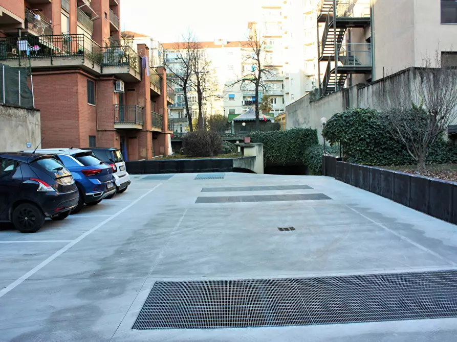 Immagine 7 di Box auto in vendita  in Via Luigi Pagliani 19 a Torino