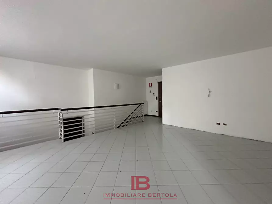 Immagine 16 di Attività commerciale in vendita  in via mameli a Cuneo