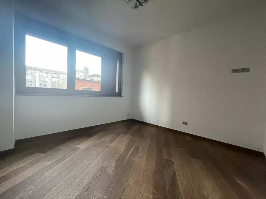 Immagine 6 di Ufficio in affitto  in Lungopo Alessandro Antonelli 21 a Torino