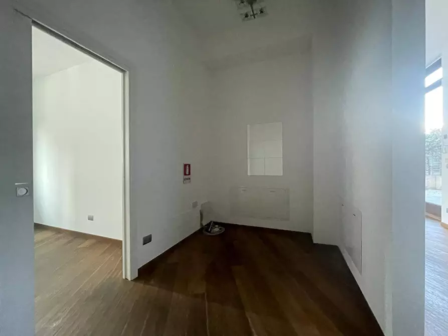 Immagine 8 di Ufficio in affitto  in Lungopo Alessandro Antonelli 21 a Torino