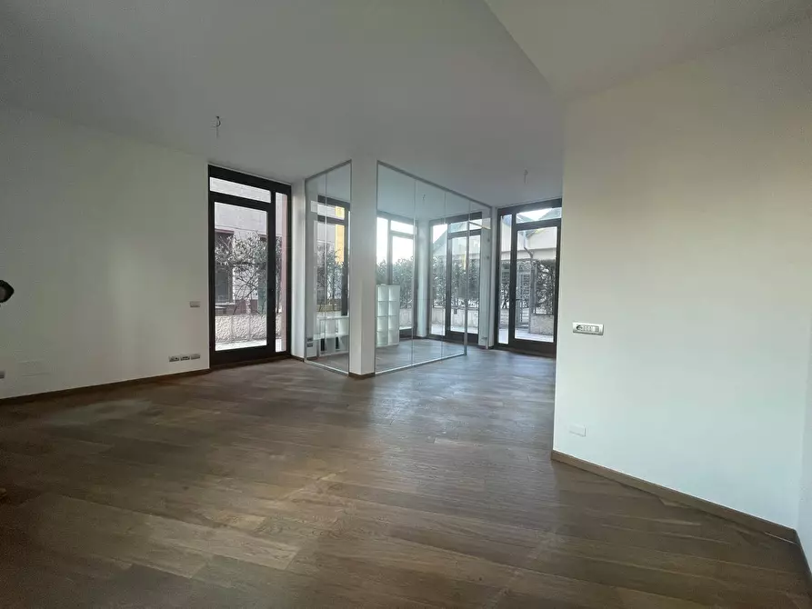 Immagine 11 di Ufficio in affitto  in Lungopo Alessandro Antonelli 21 a Torino