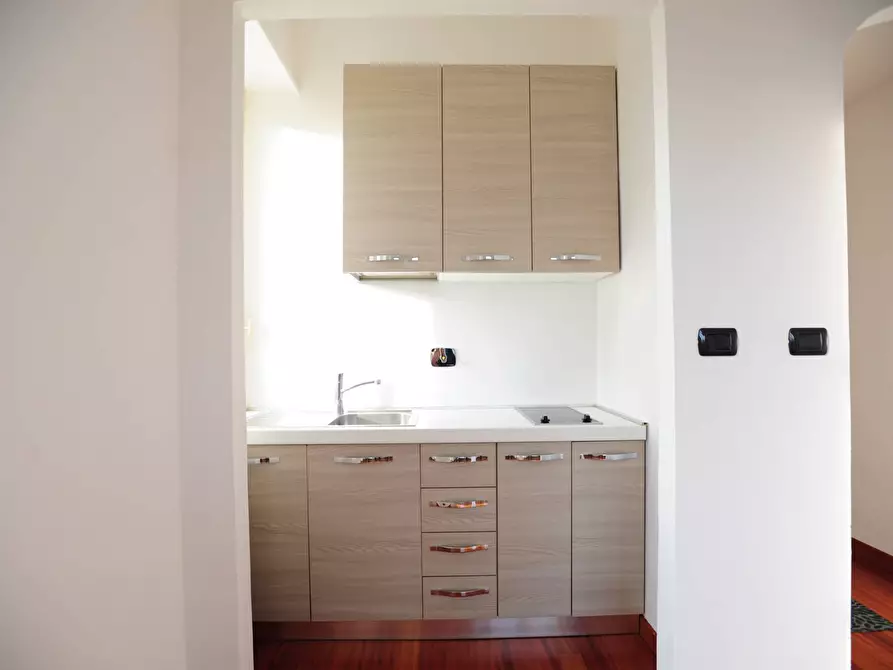 Immagine 4 di Appartamento in vendita  in Via Oristano 3 a Torino