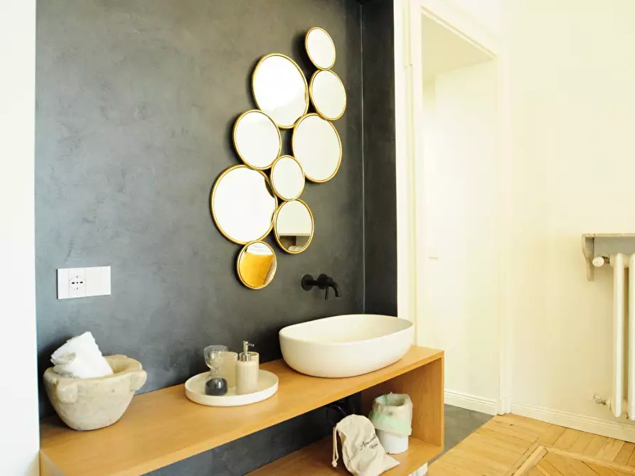 Immagine 17 di Casa semindipendente in affitto  in Via Madama Cristina 92 a Torino