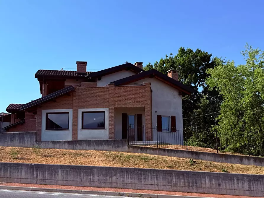 Immagine 3 di Villa in vendita  in strada Pracarbone a Villanova Mondovì