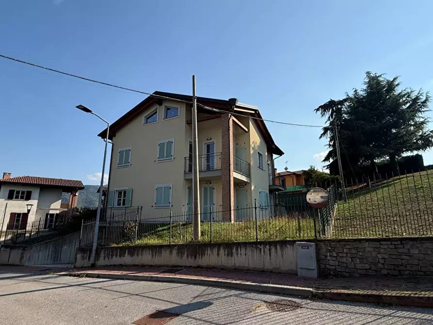 Immagine 2 di Appartamento in vendita  in strada Pracarbone a Villanova Mondovì