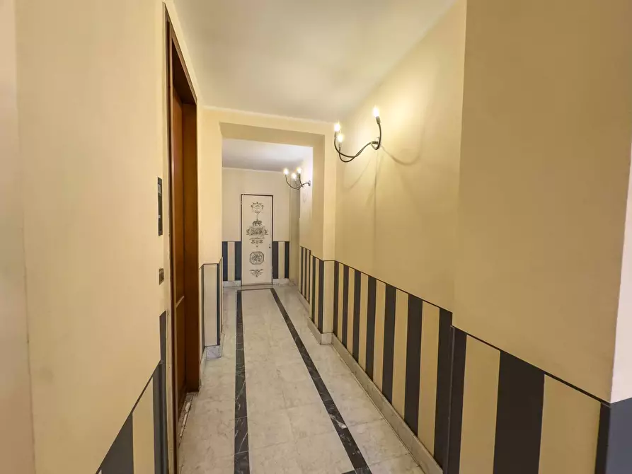 Immagine 11 di Appartamento in vendita  in Corso Galileo Ferraris a Torino