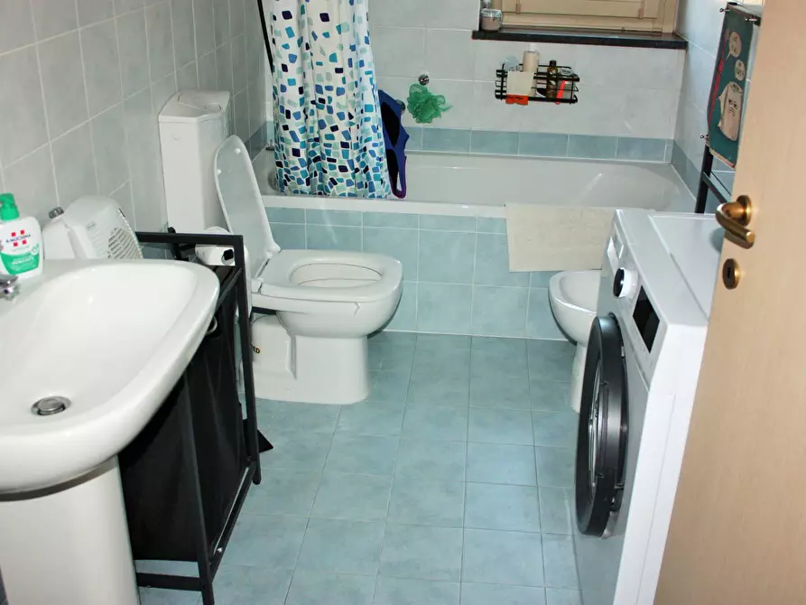 Immagine 17 di Appartamento in affitto  in Via Maestra 33 a Andezeno