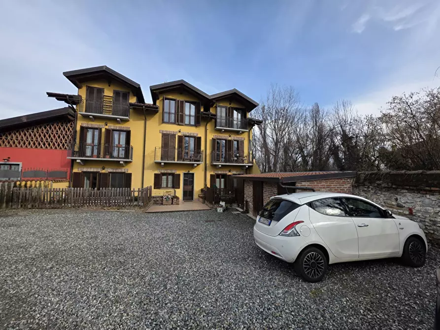 Immagine 17 di Appartamento in vendita  in Via Bruna 127 a Ala Di Stura