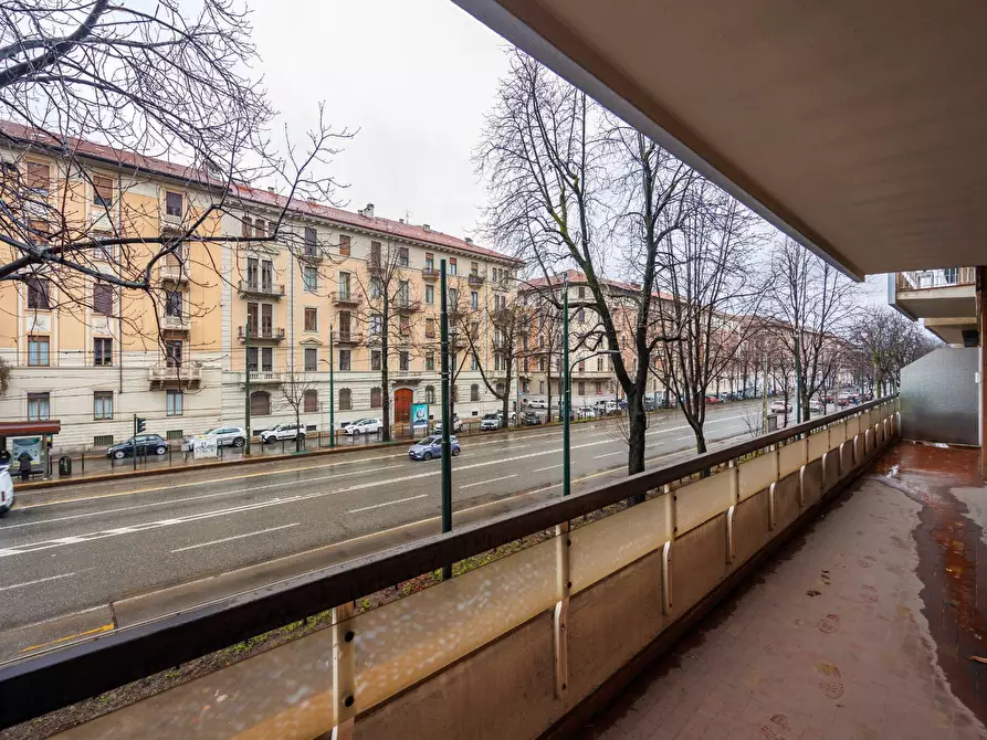 Immagine 25 di Ufficio in affitto  in Corso Luigi Einaudi a Torino