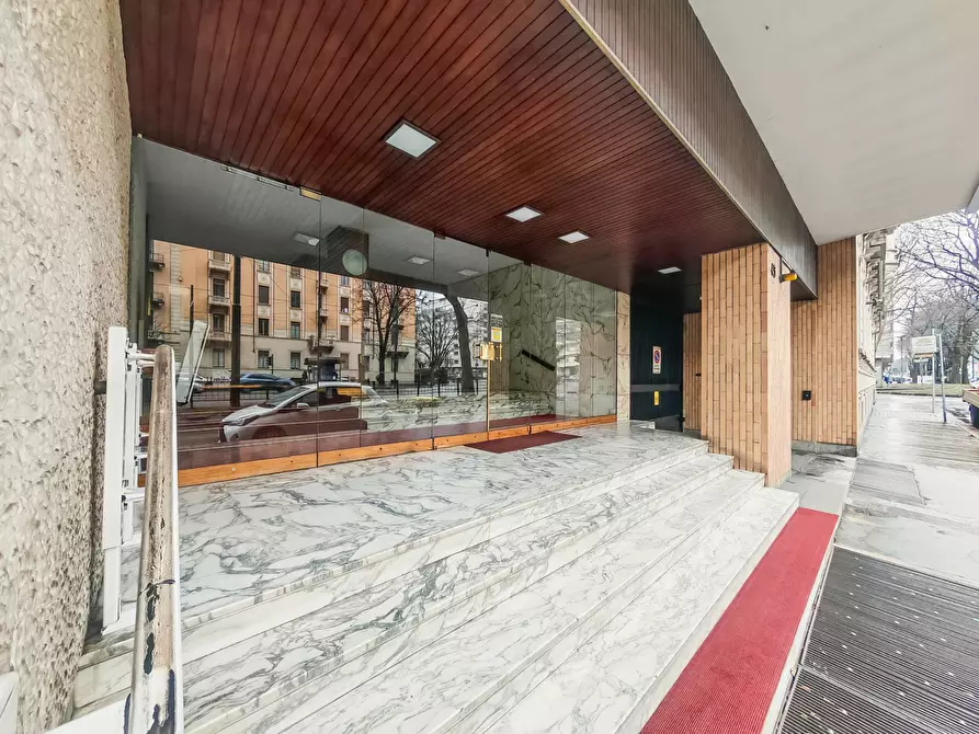 Immagine 30 di Ufficio in affitto  in Corso Luigi Einaudi a Torino