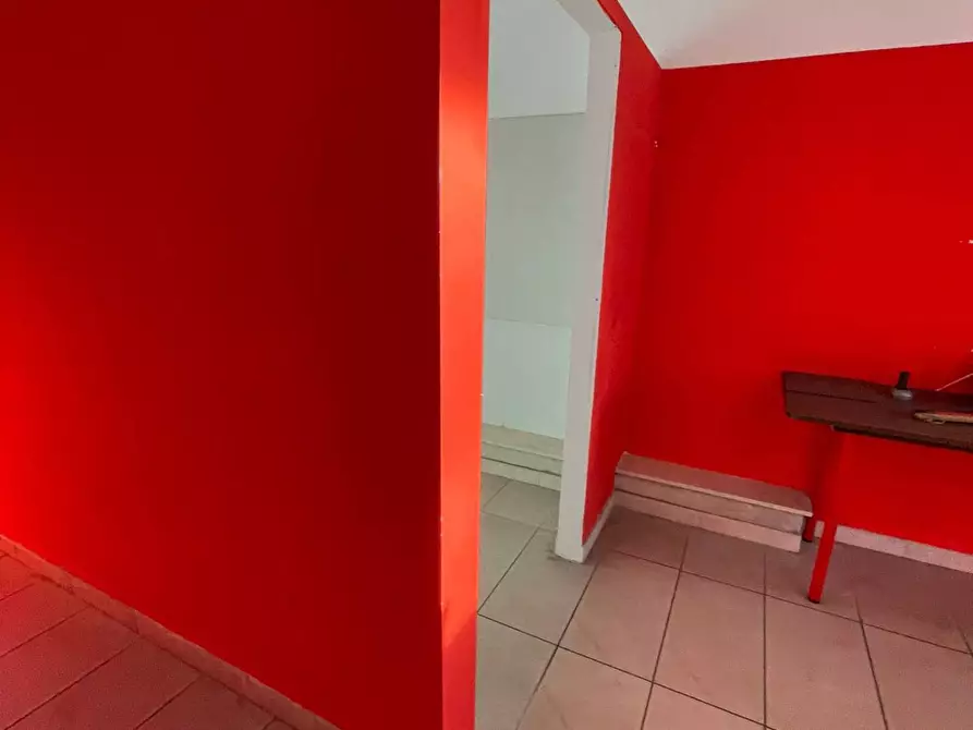 Immagine 9 di Ufficio in vendita  in Strada Carignano 23 a Moncalieri