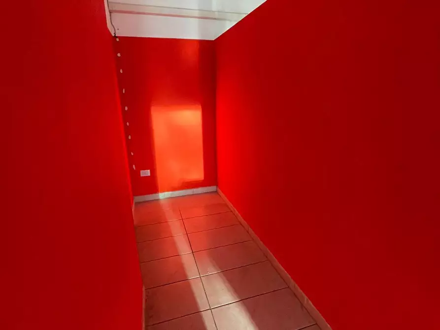 Immagine 10 di Ufficio in vendita  in Strada Carignano 23 a Moncalieri