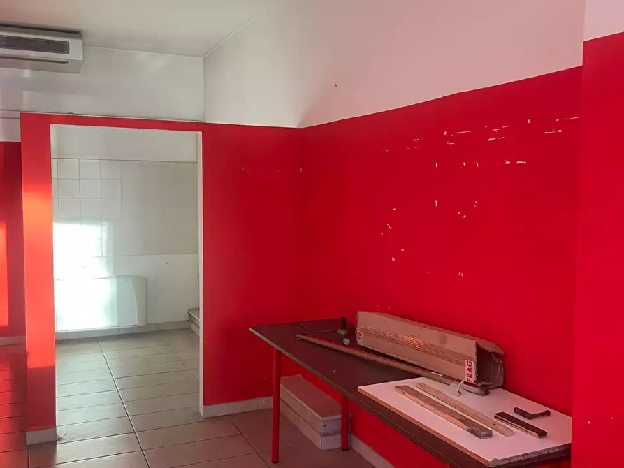 Immagine 16 di Ufficio in vendita  in Strada Carignano 23 a Moncalieri