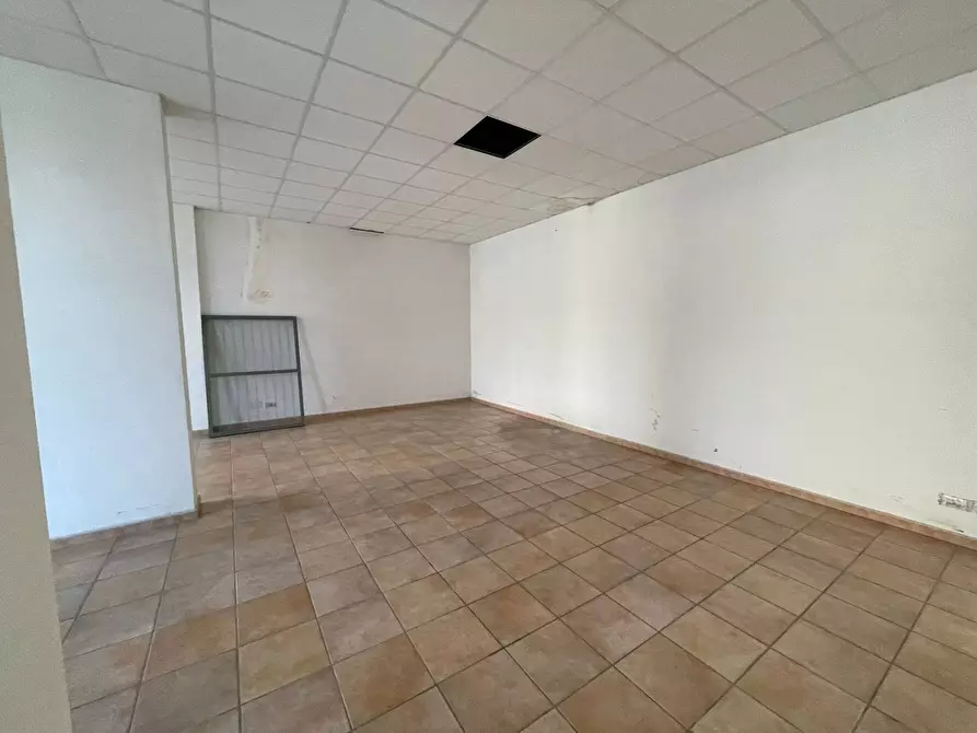 Immagine 3 di Ufficio in vendita  in Via Val Della Torre 41/5 a Torino