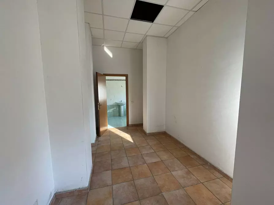 Immagine 8 di Ufficio in vendita  in Via Val Della Torre 41/5 a Torino