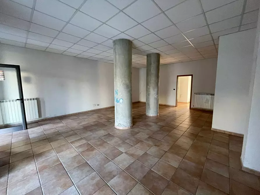 Immagine 3 di Ufficio in vendita  in Via Val Della Torre 39 a Torino