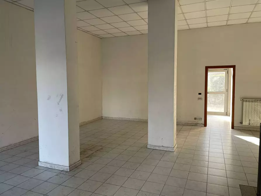 Immagine 6 di Ufficio in vendita  in Via Val Della Torre 33 a Torino