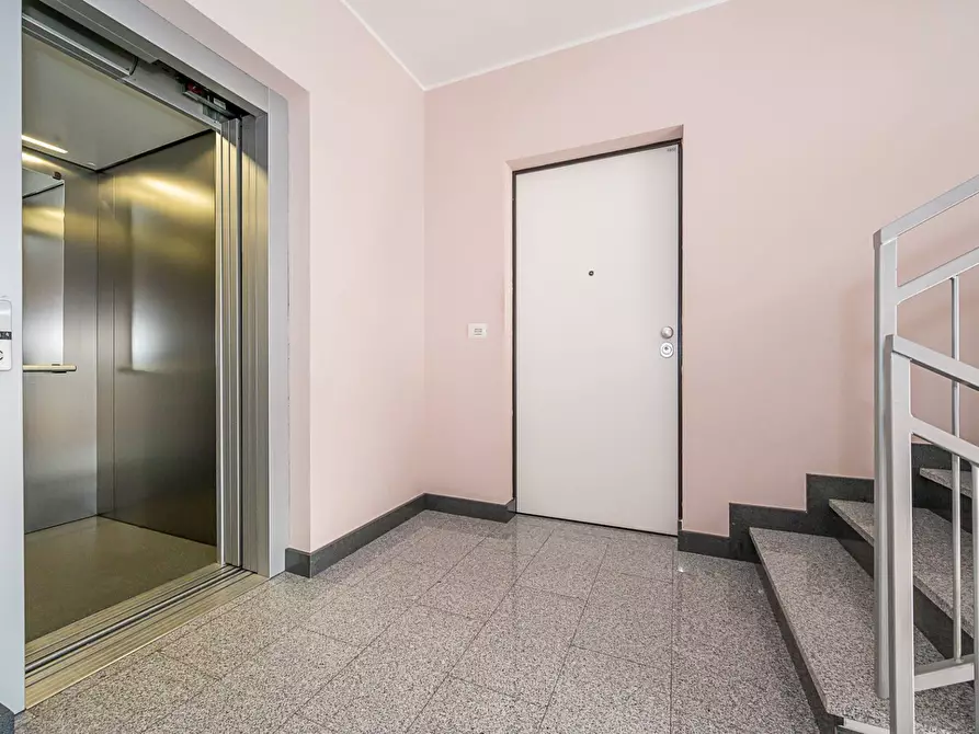 Immagine 3 di Appartamento in vendita  in Via Ciamarella 16 a Torino