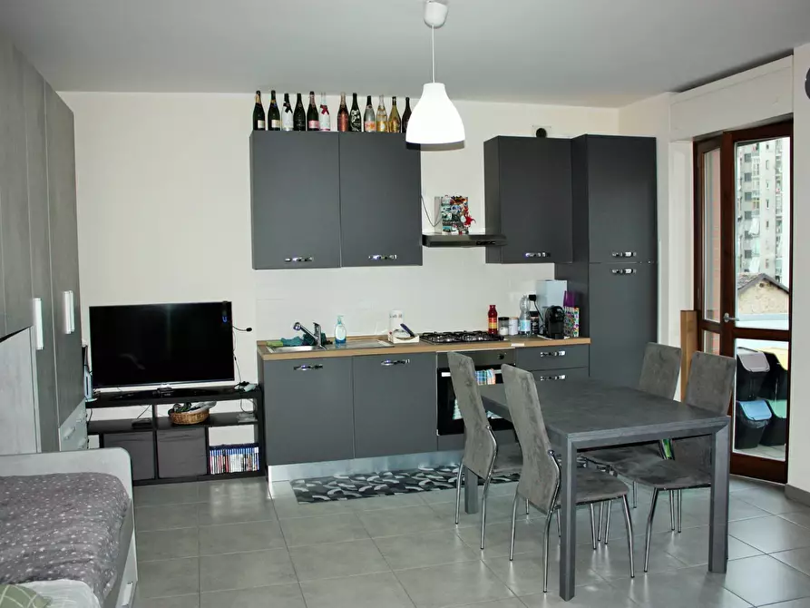 Immagine 5 di Appartamento in vendita  in Via Ciamarella 16 a Torino