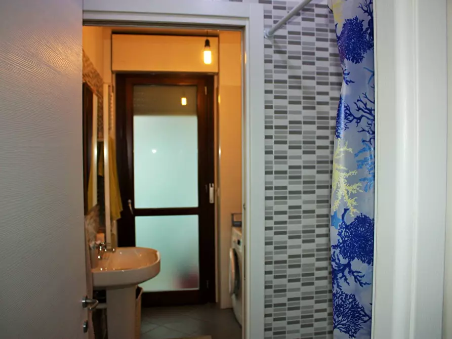 Immagine 13 di Appartamento in vendita  in Via Ciamarella 16 a Torino