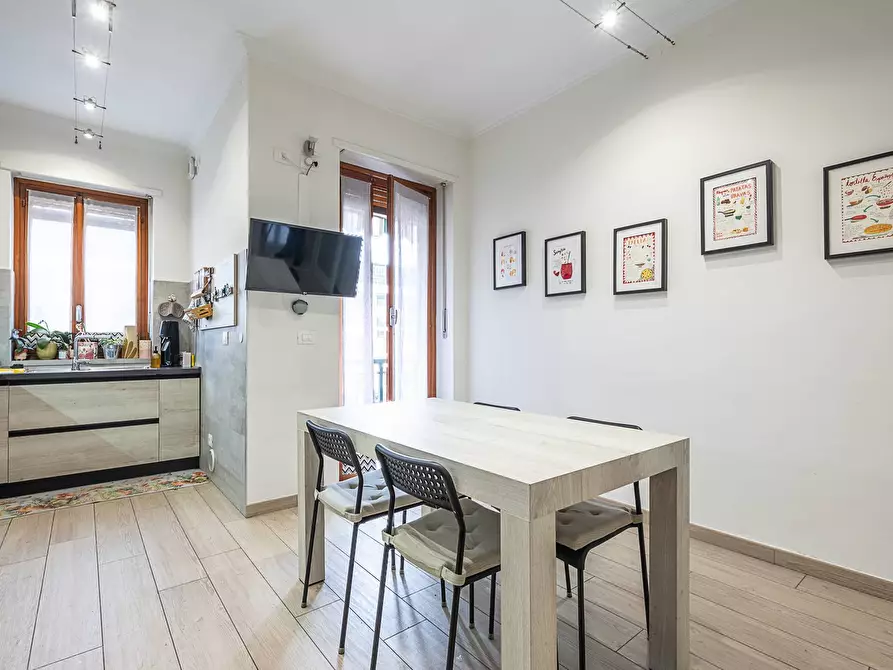 Immagine 6 di Appartamento in vendita  in Via Raffaele Cadorna 17 a Torino