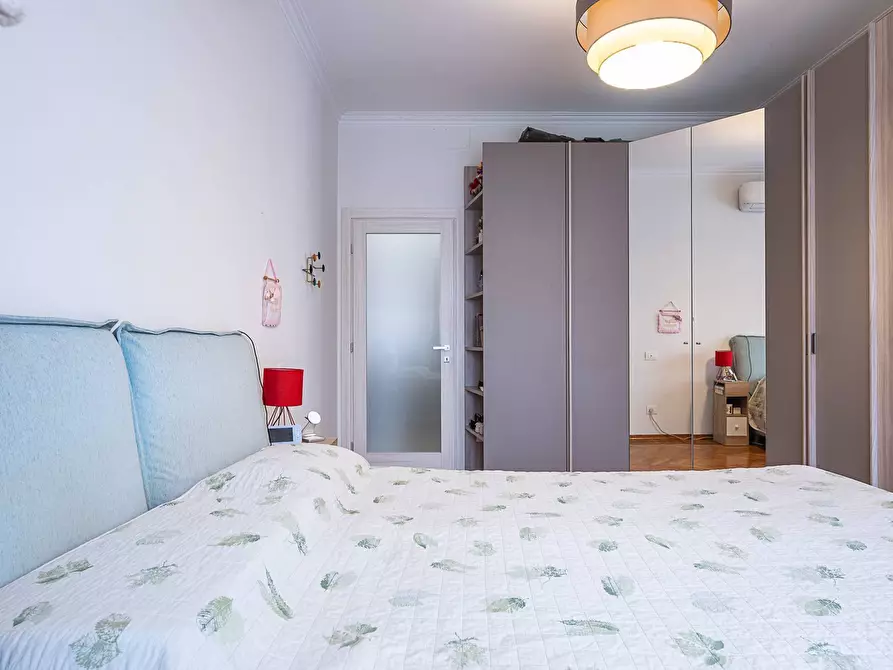 Immagine 19 di Appartamento in vendita  in Via Raffaele Cadorna 17 a Torino