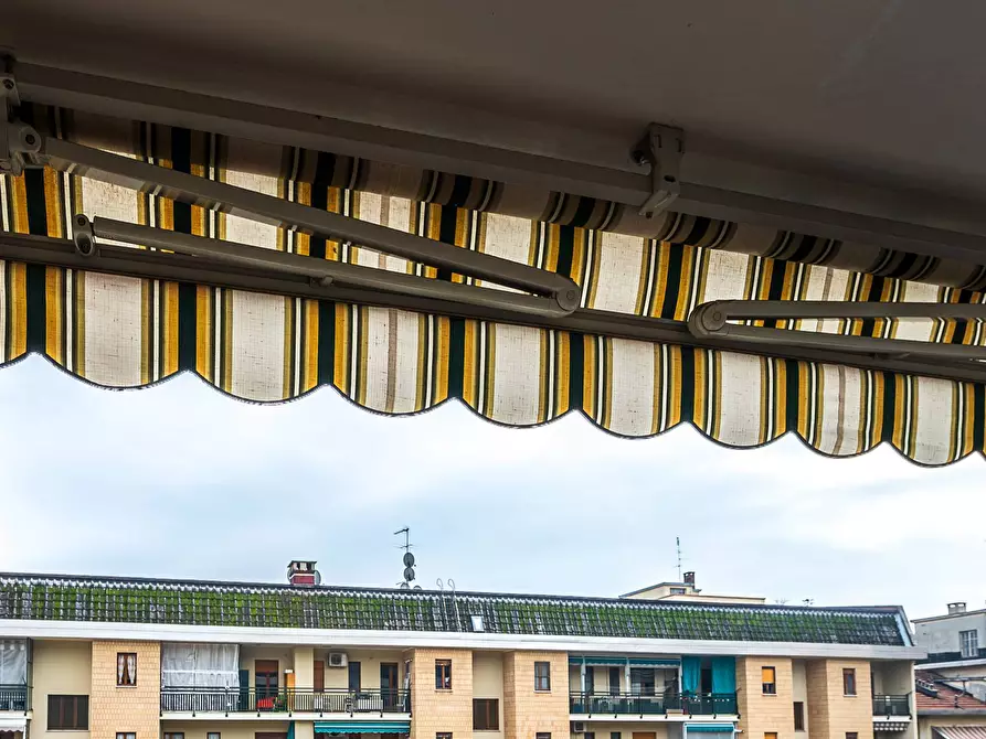 Immagine 32 di Appartamento in vendita  in Via Raffaele Cadorna 17 a Torino