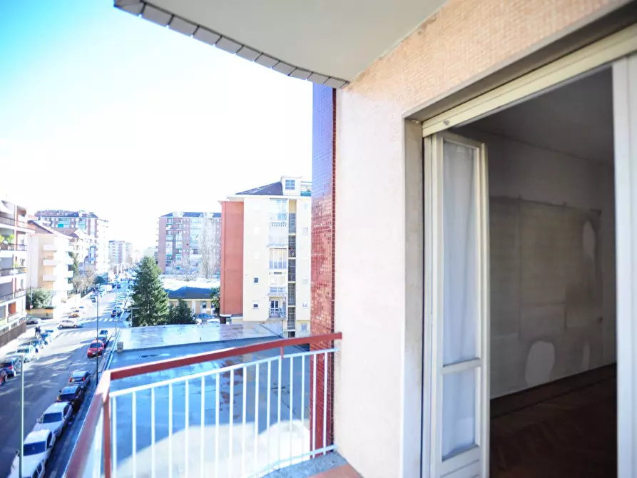 Immagine 20 di Appartamento in vendita  in Via Nicomede Bianchi 105 a Torino