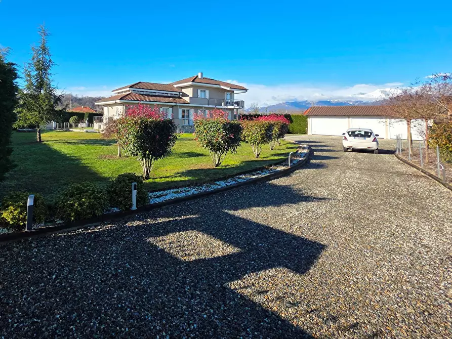 Immagine 5 di Villa in vendita  in Via Boschetti 15 a Ala Di Stura