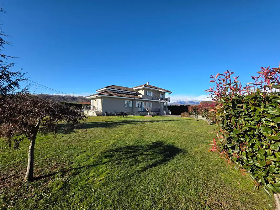 Immagine 60 di Villa in vendita  in Via Boschetti 15 a Ala Di Stura