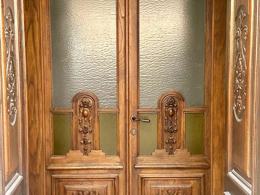 Immagine 1 di Negozio in affitto  in via roma 1 a Castelletto Stura