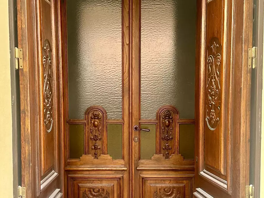 Immagine 9 di Negozio in affitto  in via roma 1 a Castelletto Stura