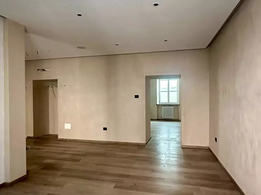 Immagine 20 di Negozio in affitto  in via roma 1 a Castelletto Stura