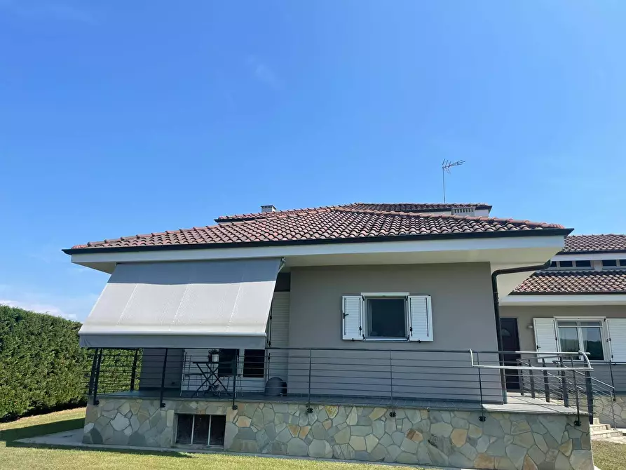 Immagine 25 di Villa in vendita  in Via Boschetti 15 a Ala Di Stura