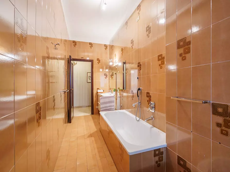 Immagine 30 di Appartamento in affitto  in Via Viberti 4 a Torino