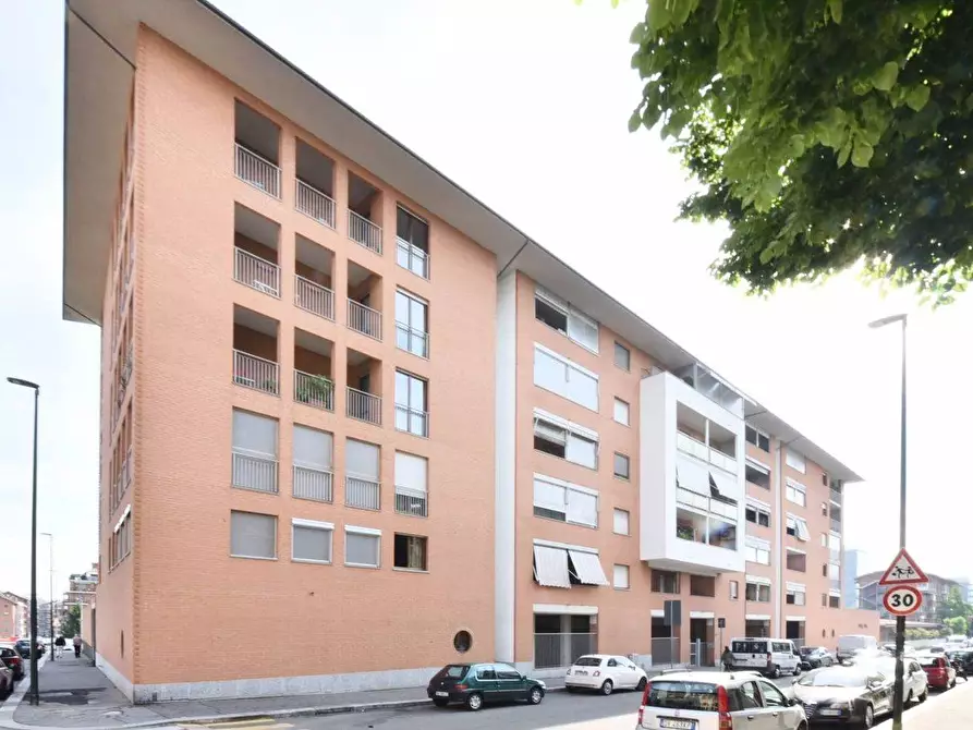 Immagine 5 di Box auto in vendita  in Via Carlo Porta 30 a Torino