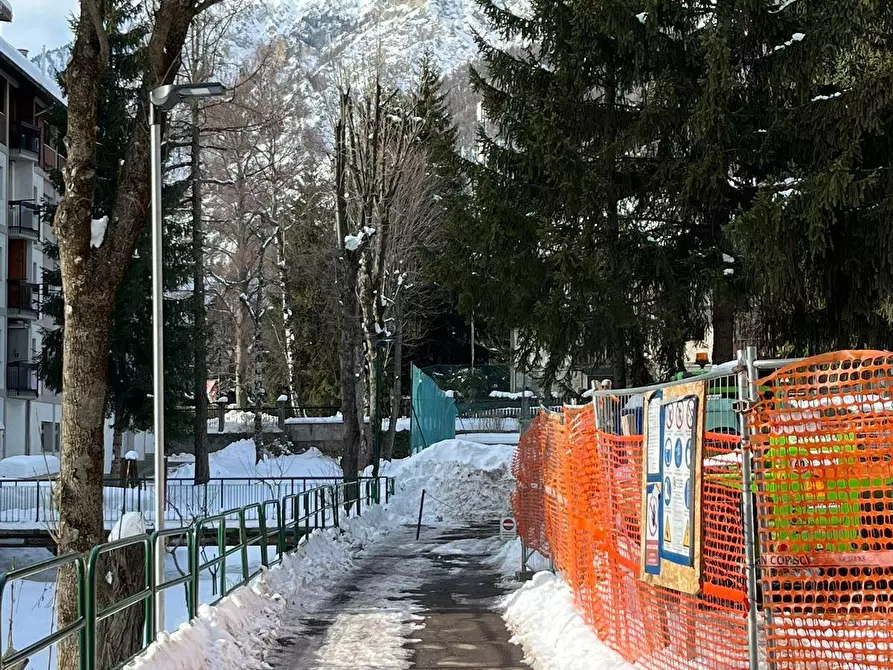 Immagine 20 di Appartamento in vendita  in Via Montello 7 a Bardonecchia