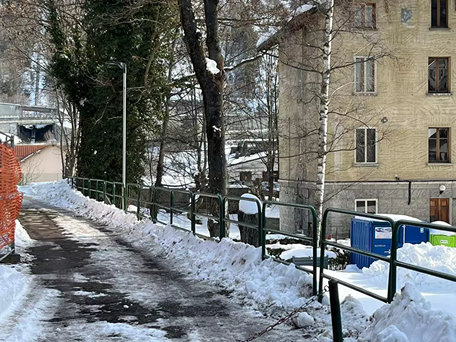 Immagine 28 di Appartamento in vendita  in Via Montello 7 a Bardonecchia