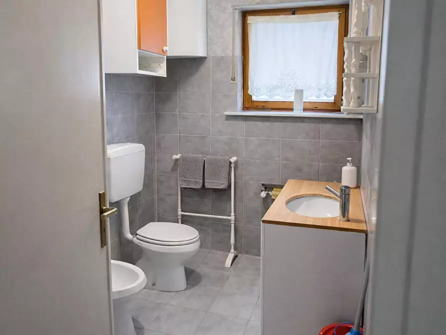 Immagine 12 di Appartamento in vendita  in Via Montello 7 a Bardonecchia