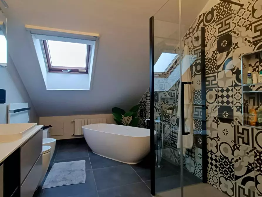 Immagine 9 di Attico in affitto  in Via Bassano a Torino