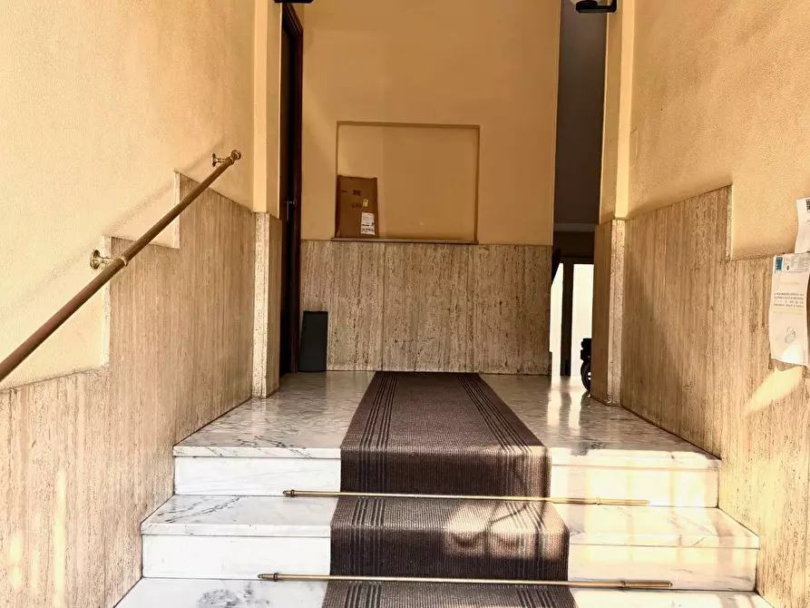 Immagine 3 di Appartamento in vendita  in Via Lomellina 49 a Torino