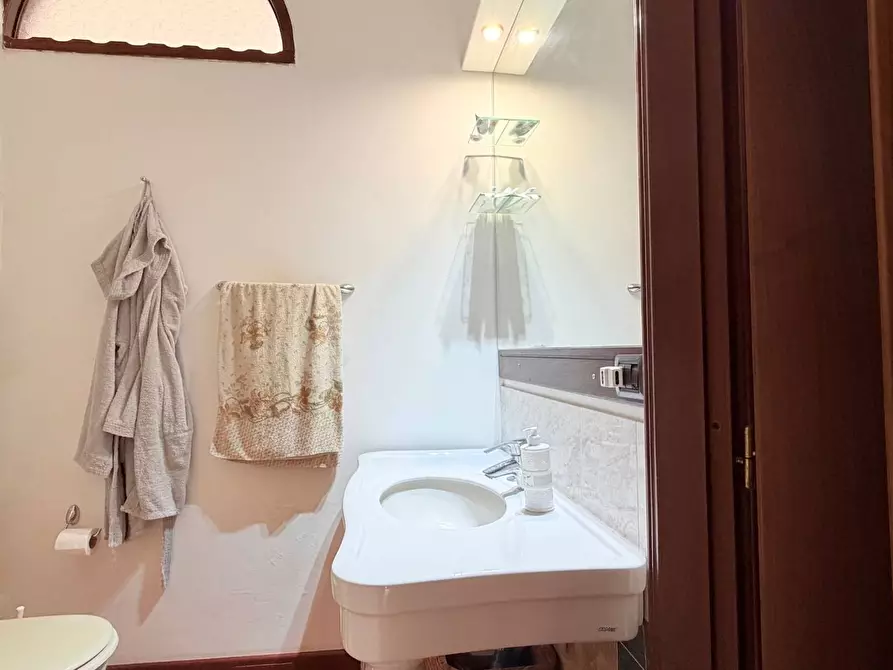 Immagine 16 di Appartamento in vendita  in Via Lomellina 49 a Torino