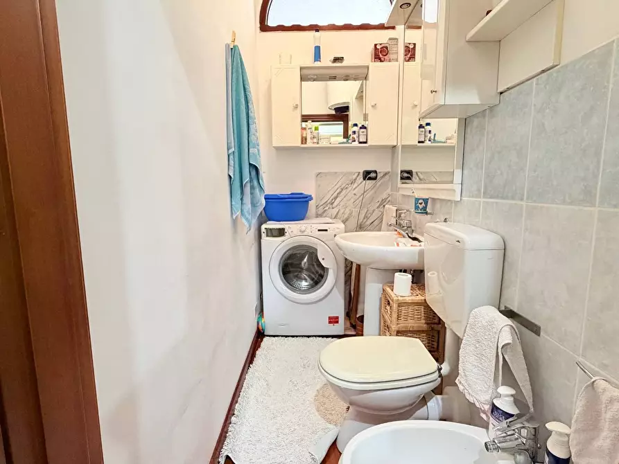 Immagine 17 di Appartamento in vendita  in Via Lomellina 49 a Torino