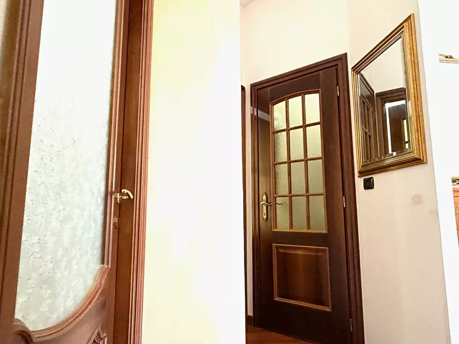 Immagine 19 di Appartamento in vendita  in Via Lomellina 49 a Torino